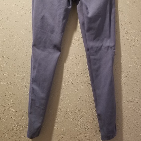 Amarillys Jeggings - Picture 3 of 3